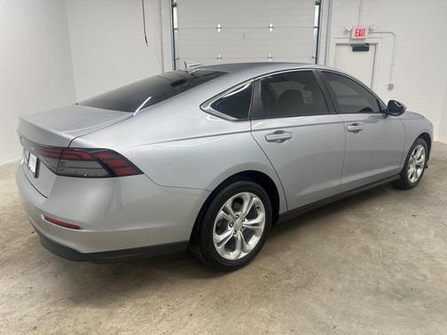 2023 Honda Accord LX 1.5T