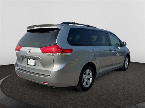 2014 Toyota Sienna LE