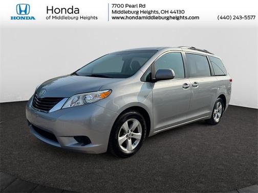 2014 Toyota Sienna LE