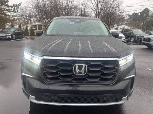 2023 Honda Pilot AWD EX-L 8 Passenger