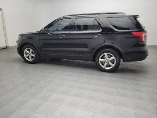 2018 Ford Explorer Base