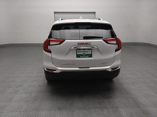 White Frost Tricoat 2022 GMC Terrain SLT