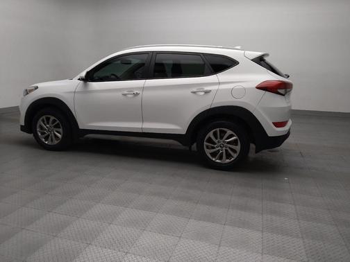 2017 Hyundai TUCSON SE Plus