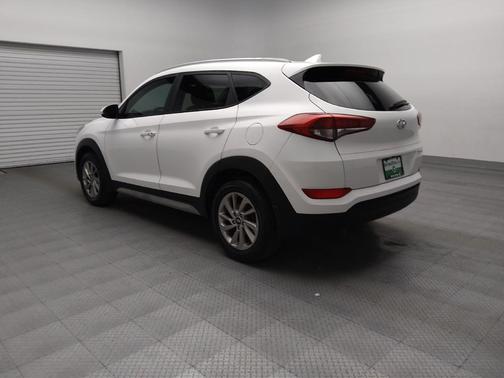 2017 Hyundai TUCSON SE Plus