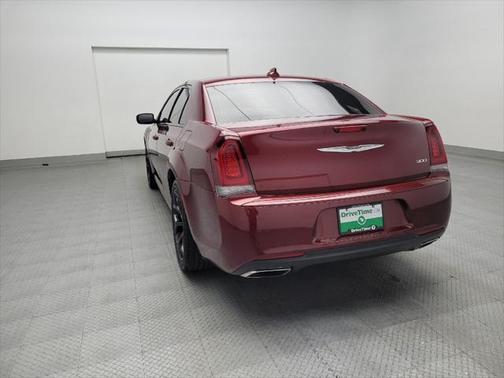 2020 Chrysler 300 Touring