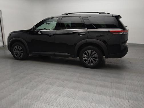 2022 Nissan Pathfinder SV 2WD