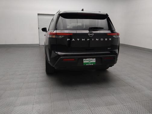 2022 Nissan Pathfinder SV 2WD