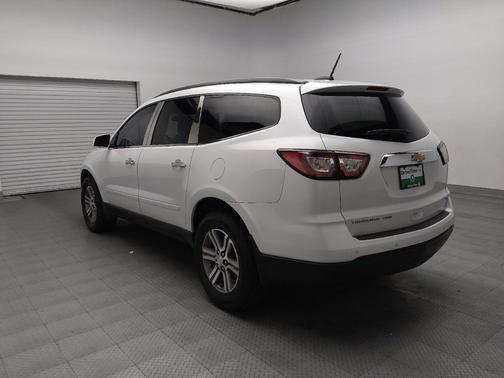 2017 Chevrolet Traverse 2LT