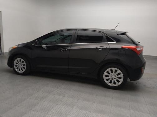 2017 Hyundai Elantra GT Base