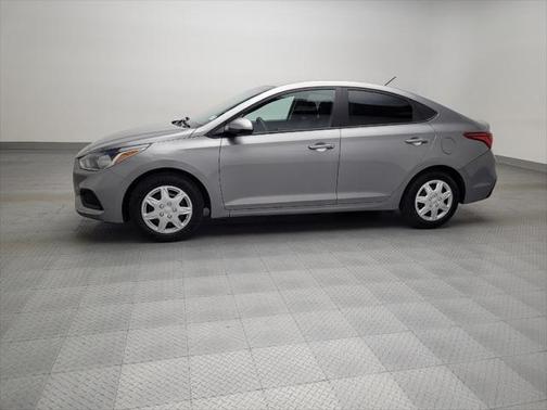 2022 Hyundai Accent SE