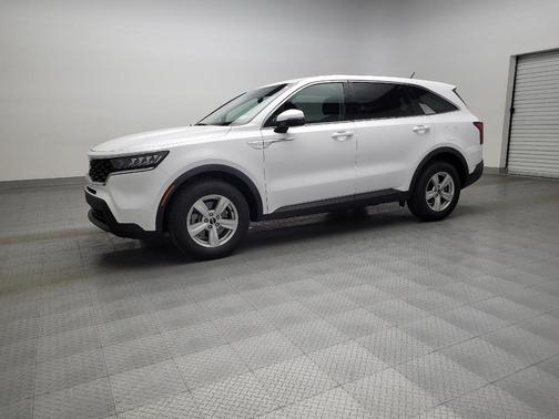 2022 Kia Sorento LX
