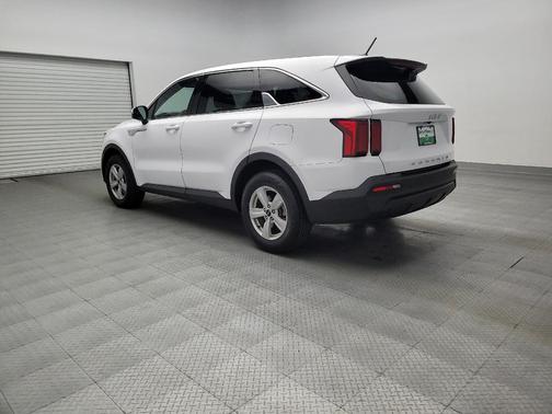 2022 Kia Sorento LX