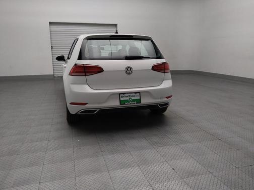 2018 Volkswagen Golf TSI SE