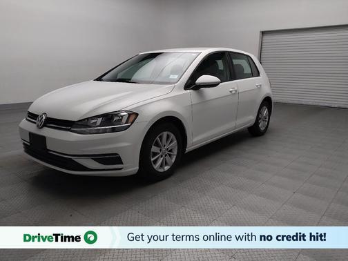 2018 Volkswagen Golf TSI SE