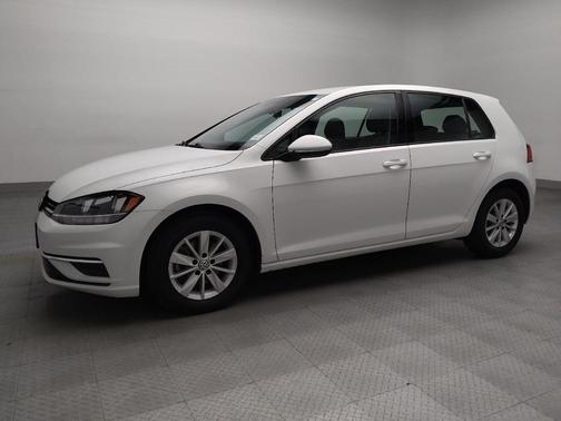 2018 Volkswagen Golf TSI SE