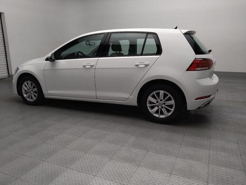 2018 Volkswagen Golf TSI SE