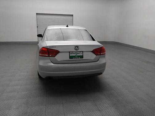 2014 Volkswagen Passat 1.8T S