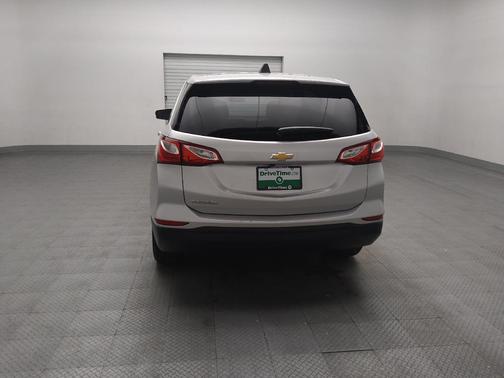 Silver Ice Metallic 2020 Chevrolet Equinox LS