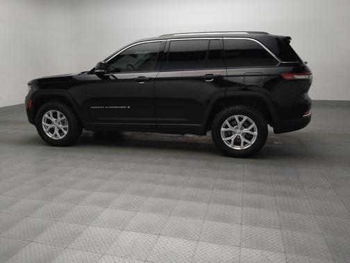 Diamond Black Crystal Pearlcoat 2023 Jeep Grand Cherokee Limited