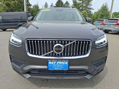 2023 Volvo XC90 B5 Core