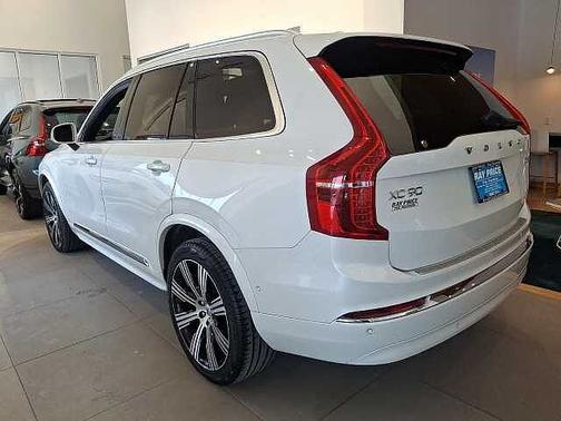 2023 Volvo XC90 B6 Ultimate 7-Seater