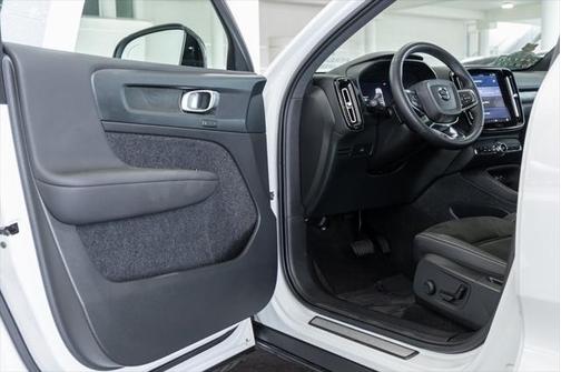 2023 Volvo C40 Recharge Pure Electric Twin Plus
