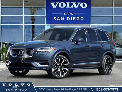 2023 Volvo XC90 B5 Plus