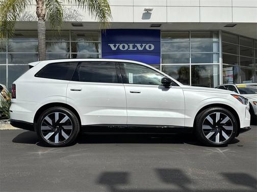 2025 Volvo EX90 Twin Motor Ultra
