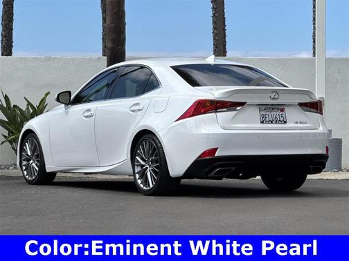 2018 Lexus IS 300 Base