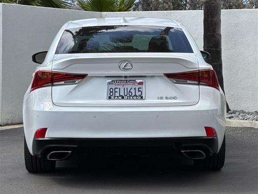 2018 Lexus IS 300 Base