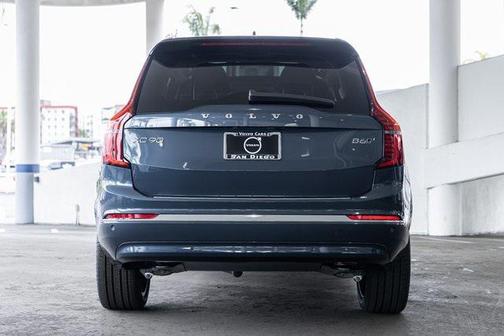 2025 Volvo XC90 B6 Plus 7-Seater