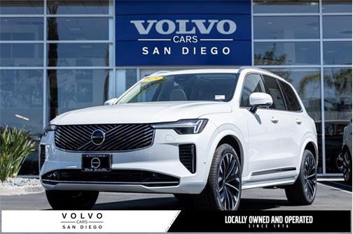2025 Volvo XC90 B6 Ultra
