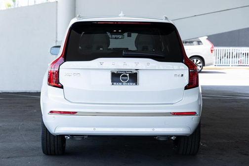 2025 Volvo XC90 B6 Ultra