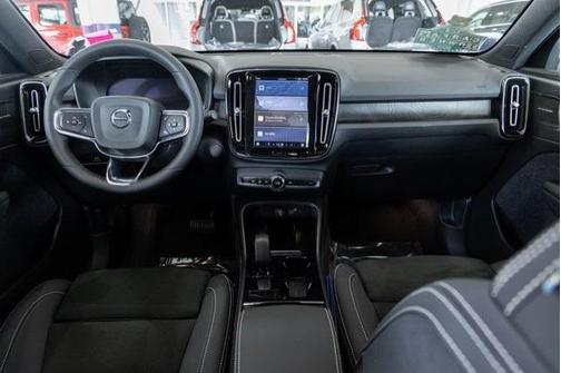 2023 Volvo C40 Recharge Pure Electric Twin Ultimate