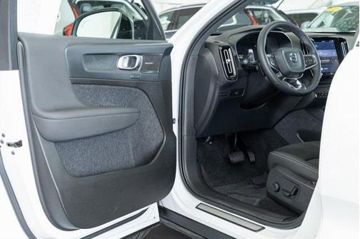 2023 Volvo C40 Recharge Pure Electric Twin Ultimate