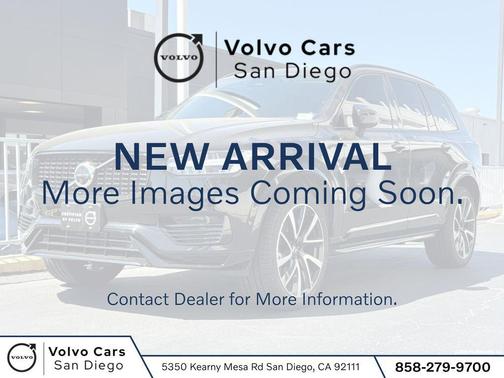 Onyx Black Metallic 2023 Volvo XC90 Recharge Plug-In Hybrid T8 Plus Dark Theme 7-Seater