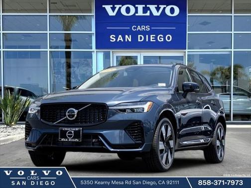 2025 Volvo XC60 Plug-In Hybrid T8 Plus