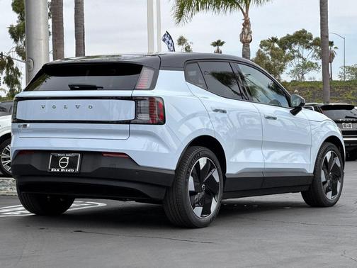 2026 Volvo EX30 Plus Twin Motor Performance, Fully electric