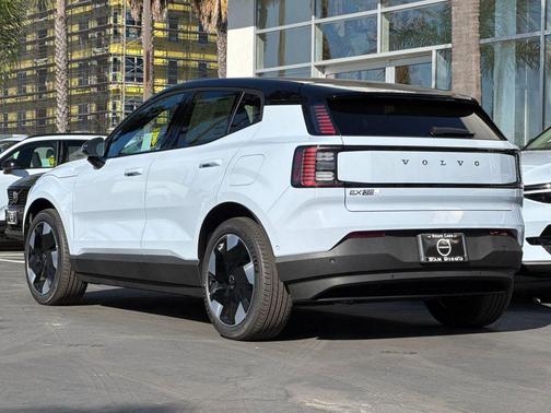 2026 Volvo EX30 Ultra Twin Motor Performance, Fully electric