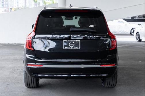 2025 Volvo XC90 Plug-In Hybrid T8 Plus 7-Seater