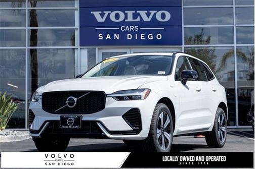 2025 Volvo XC60 Plug-In Hybrid T8 Core