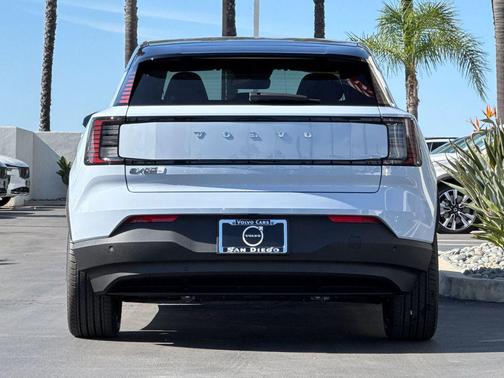 2026 Volvo EX30 Plus Twin Motor Performance, Fully electric