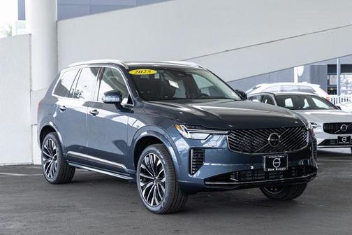 2025 Volvo XC90 B6 Ultra