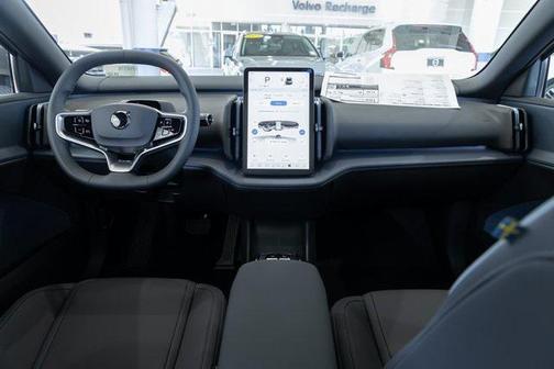 2025 Volvo EX30 Twin Motor Plus