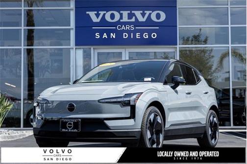 2025 Volvo EX30 Twin Motor Plus