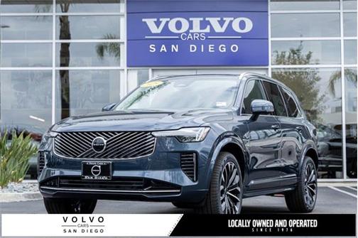 2025 Volvo XC90 B5 Core