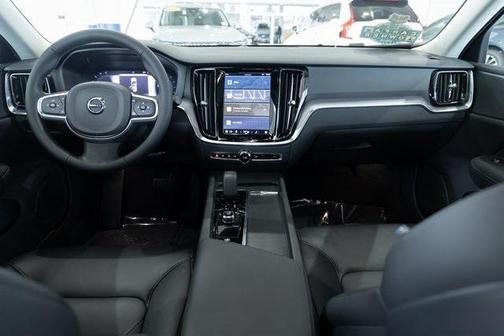 2025 Volvo S60 B5 Core