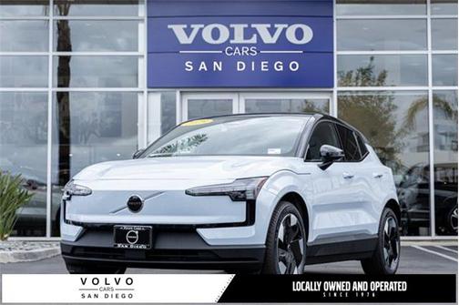 2025 Volvo EX30 Twin Motor Plus