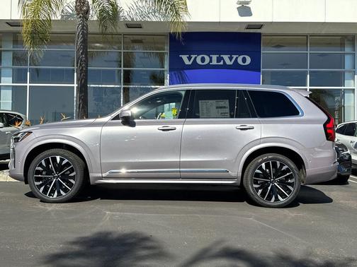 2026 Volvo XC90 B6 Plus 7-Seater