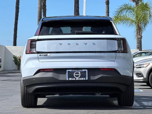 2026 Volvo EX30 Plus Twin Motor Performance, Fully electric